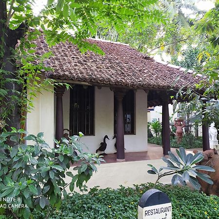 Indeco Hotels Swamimalai Kumbakonam Exteriör bild