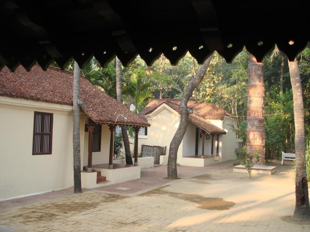 Indeco Hotels Swamimalai Kumbakonam Exteriör bild