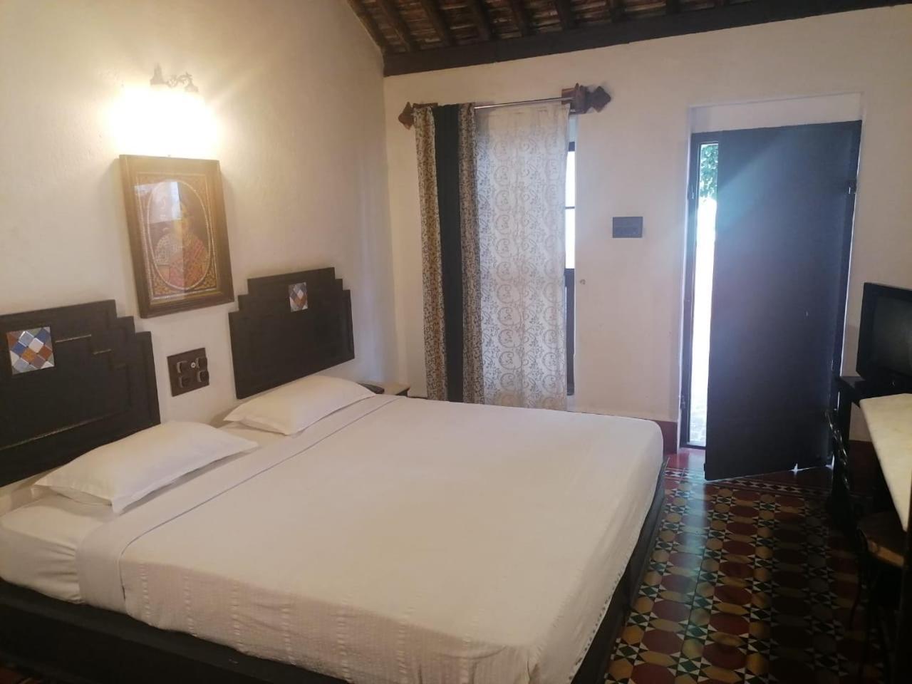 Indeco Hotels Swamimalai Kumbakonam Exteriör bild